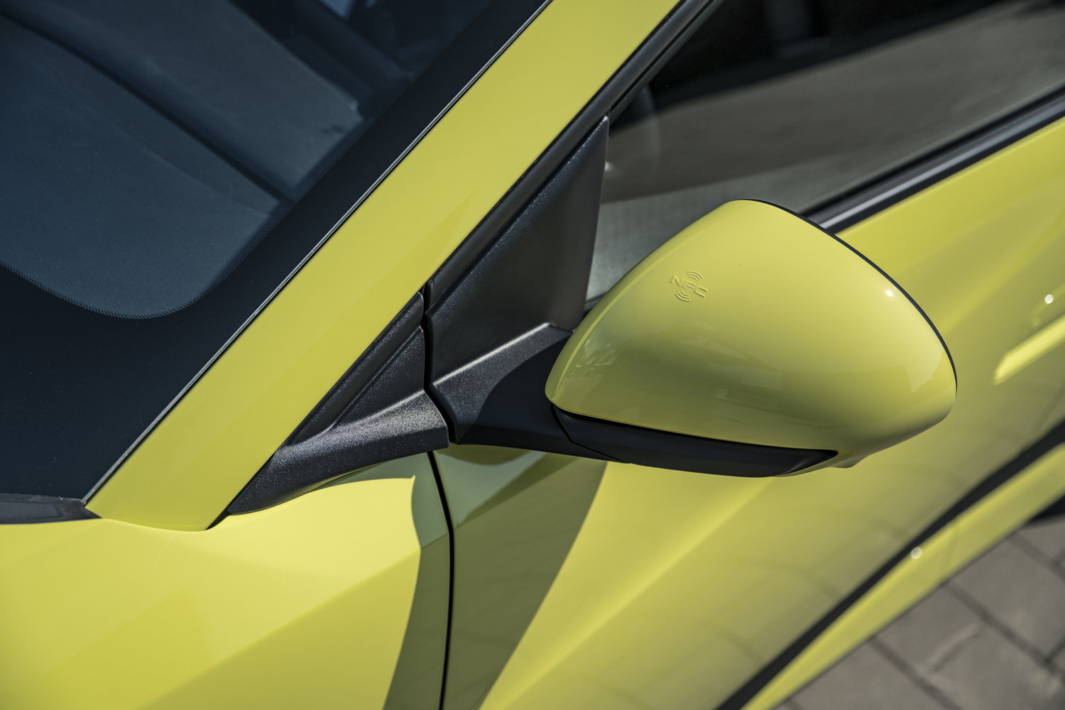 2025 BYD DOLPHIN SURF DETAIL 018