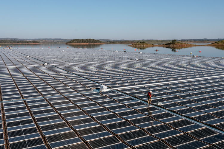 Alqueva Floating Solar Farm ©EDP