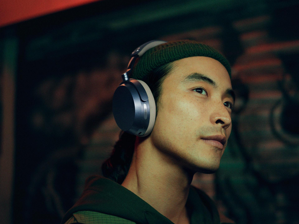 Introducing MOMENTUM 5 Wireless: Your Sound Revelation Starts Here 