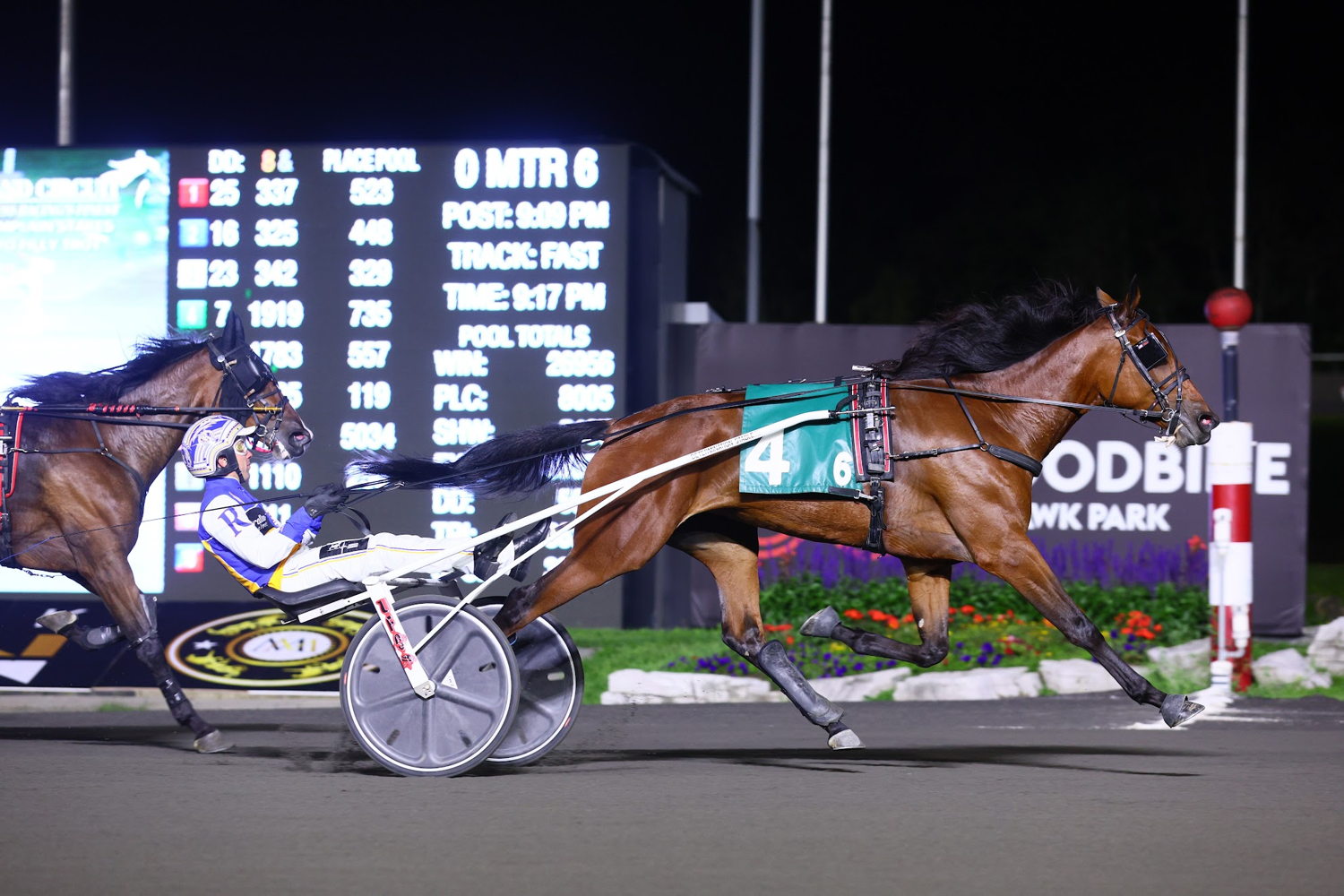 Emoji Hanover and Louis-Philippe Roy winning a division of the Champlain. (New Image Media)