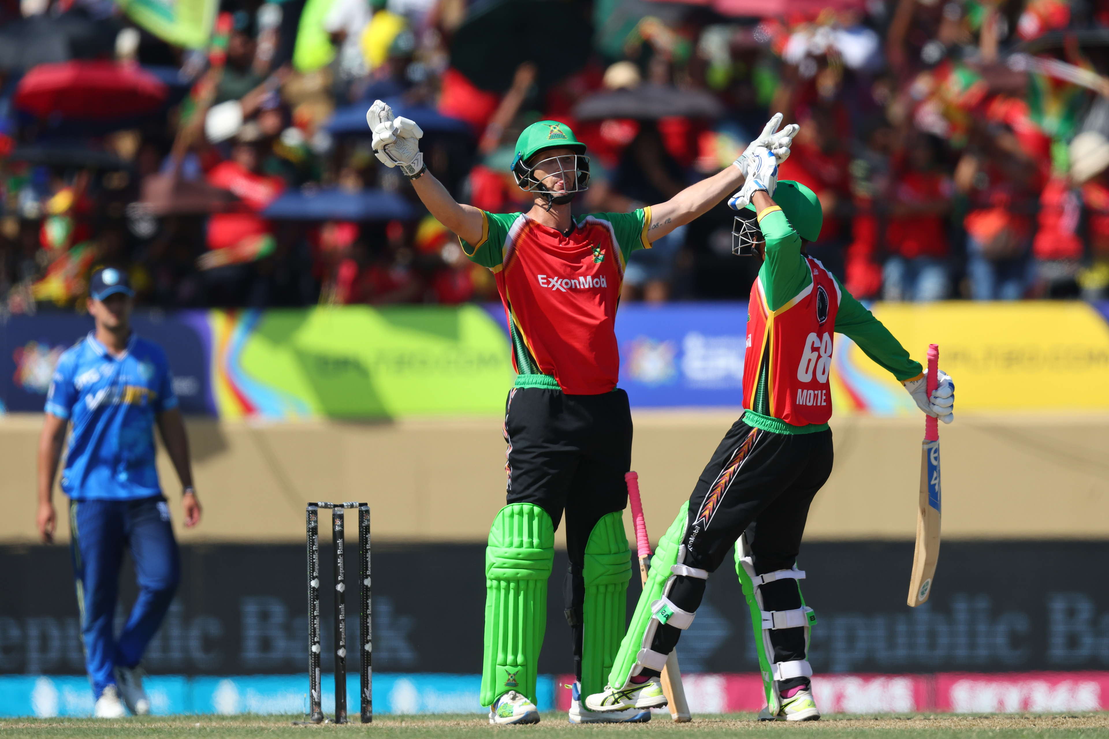 WARRIORS STORM INTO PLAYOFFS AS SAMPSON, PRETORIUS TOPPLE KINGS