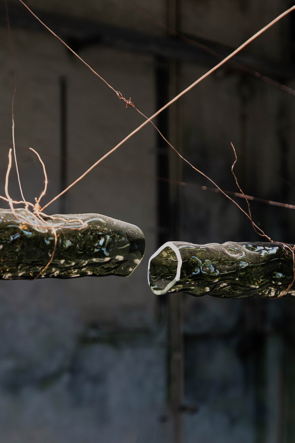 mountaincutters, mais, la présence au monde, 2022, video projection, glass, copper, steel, variable dimensions. Courtesy of the artists, Horst Arts _ Music and KANAL - Centre Pompidou. Photo credit Eline Willaert(10) mountaincutters, mais, la présence au monde, 2022, video projection, glass, copper, steel, variable dimensions. Courtesy of the artists, Horst Arts _ Music and KANAL - Centre Pompidou. Photo credit Eline Willaert(10)