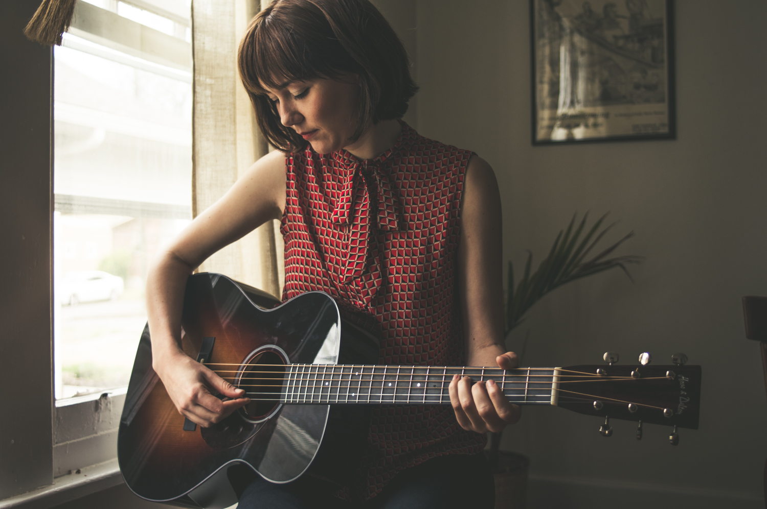 Molly Tuttle. Photo credit: Kaitlyn Raitz
