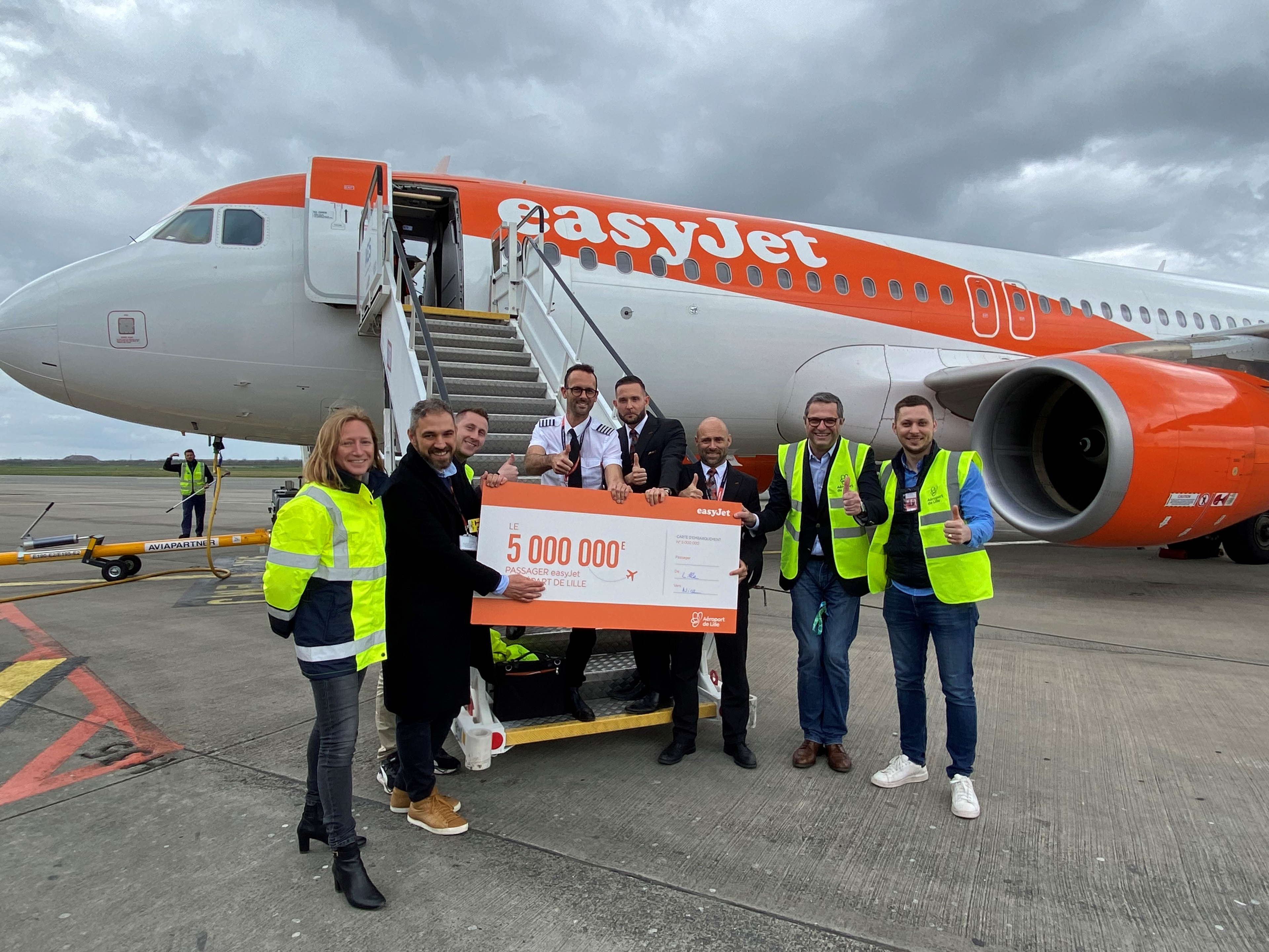 De luchtvaartmaatschappij easyJet viert vandaag haar 5 miljoenste passagier op de Luchthaven van Rijsel