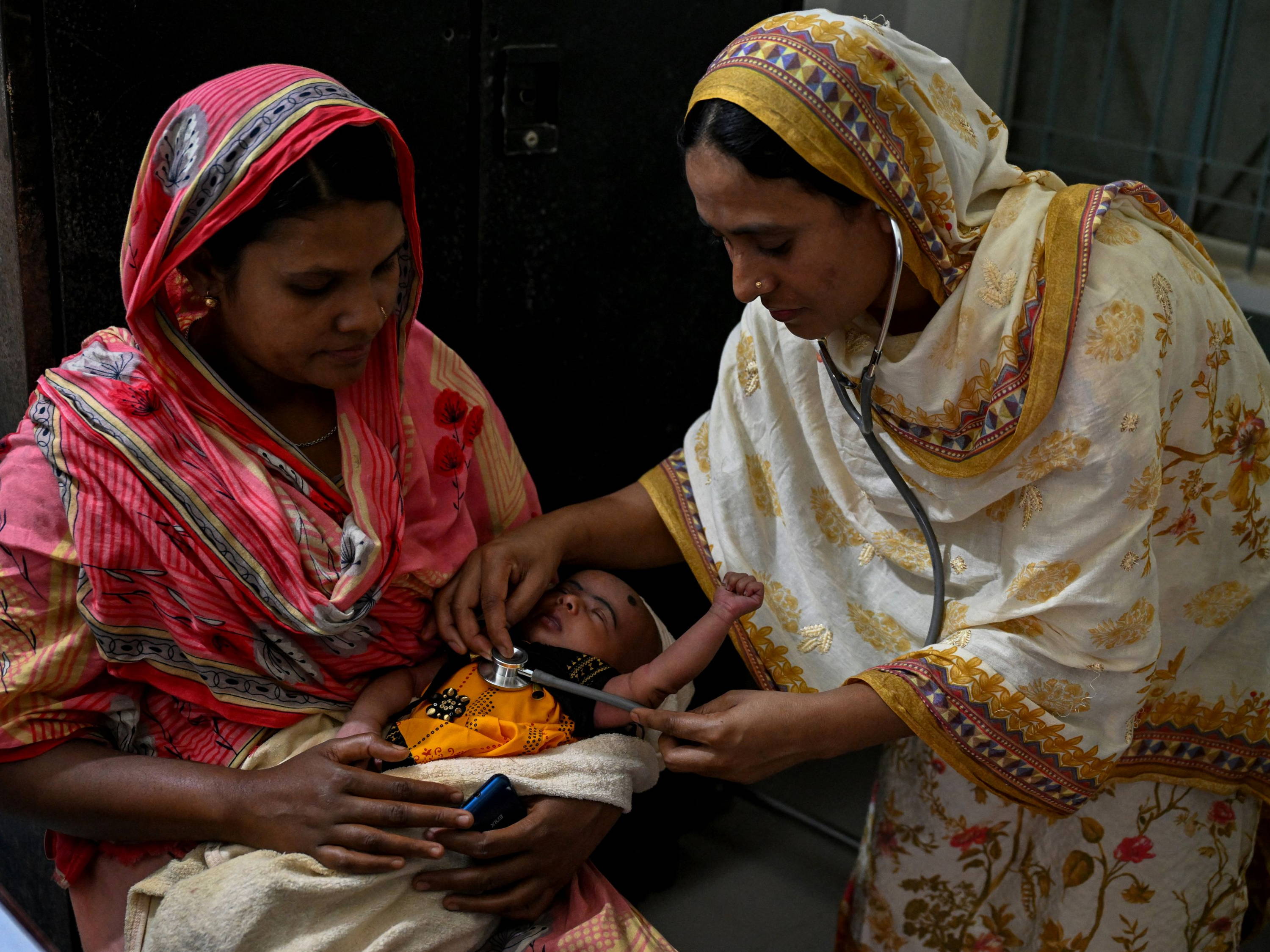 WHO: 1 woman dies every 2 minutes during pregnancy or childbirth