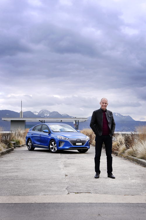 Bertrand Piccard & IONIQ Electric