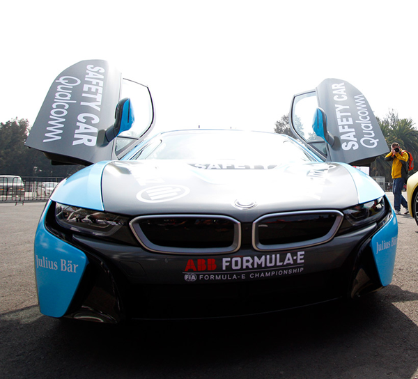 El BMW i8, Safety Car de Formula E, rueda en el Autódromo Hermanos Rodríguez