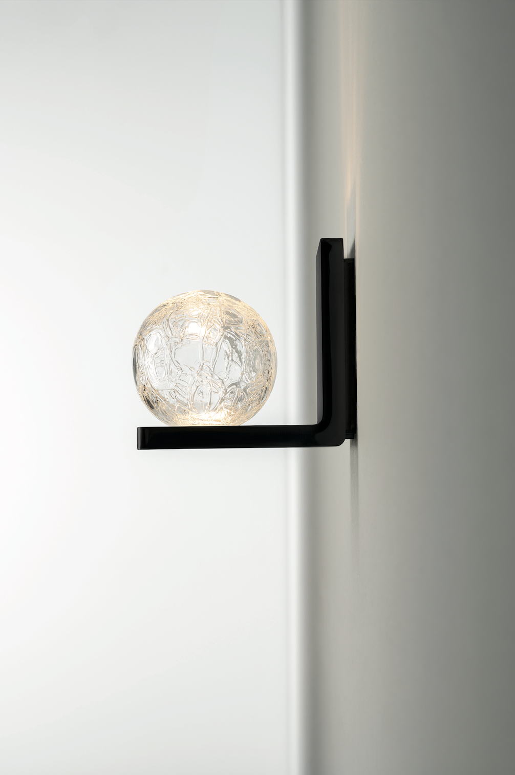 Ulrich und Diotima by Carlotta de Bevilacqua for Artemide