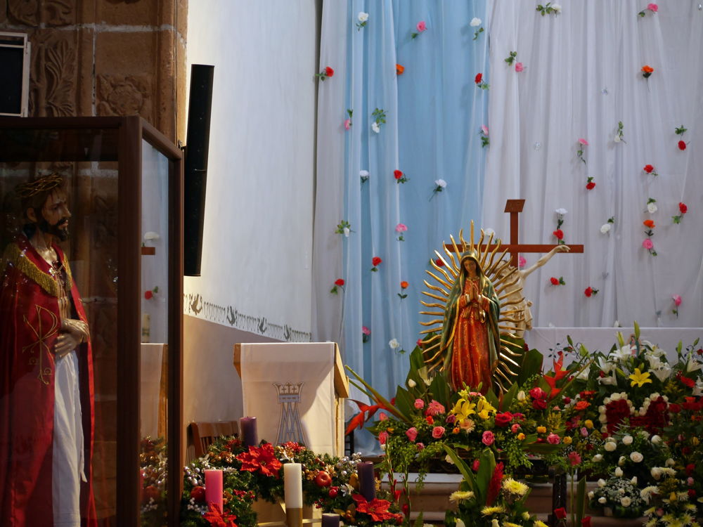 Interior de la Parroquia de Santa María de Guadalupe en Mixquiahuala, Hidalgo