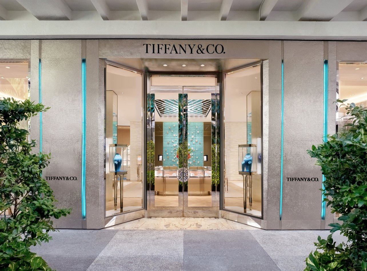 Tiffany & Co. celebra la apertura de su nueva tienda en Bal Harbour Shops con una exclusiva alianza para desayunar entre diamantes
