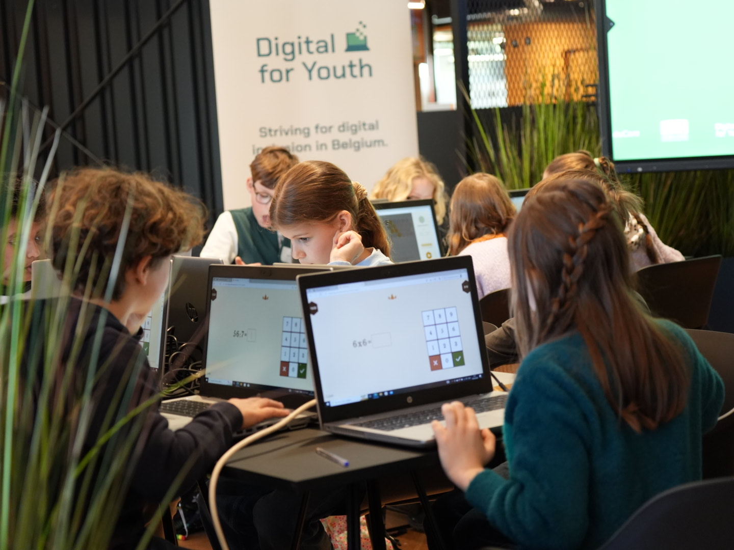 Digital For Youth and iO join forces to bridge the digital divide  