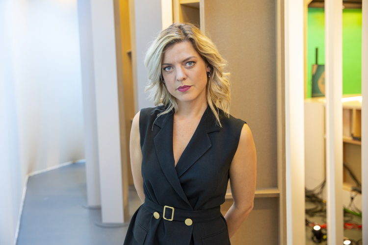 De ideale wereld - Ella Leyers (c) Woestijnvis - VRT