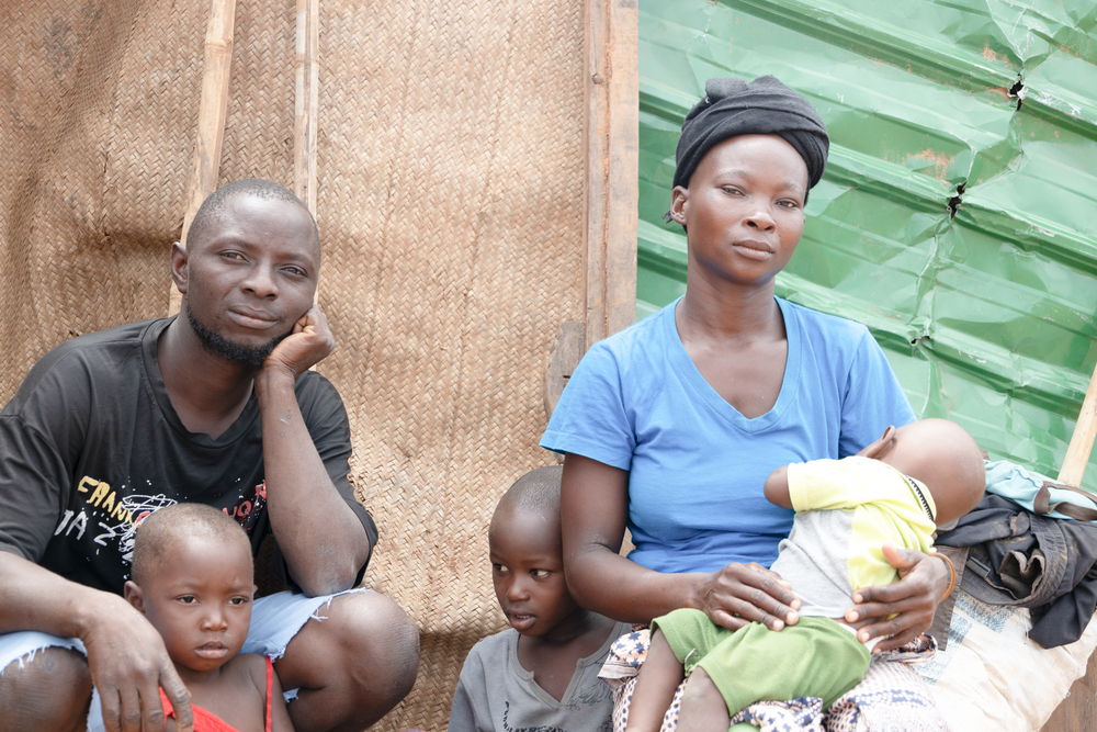 Abudo Chuado and his family are survivors of cyclone Chido. Their house was completely destroyed, and now they live in an improvised shelter made of wood and straw. The MSF team visited Abudo's family to conduct mental health sessions in the Mecufi district, Cabo Delgado, Mozambique. | Date taken: 02/01/2025 | Photographer: Costantino Monteiro | Location: Mozambique