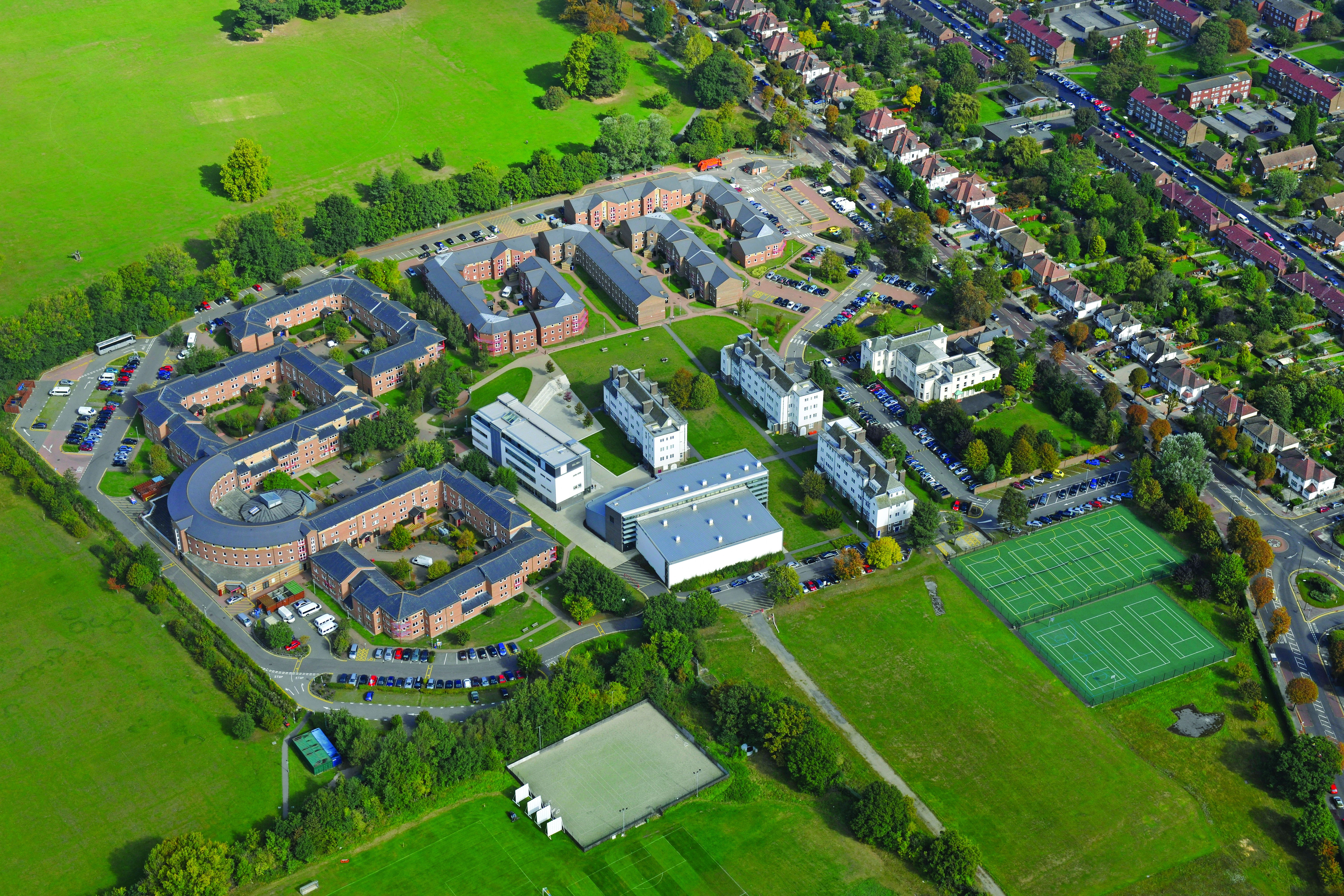 University ​ of ​ Greenwich Avery Hill ​ campus view from above