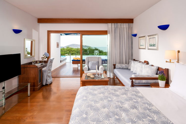 Deluxe Room Spa Sea View Sharing Pool