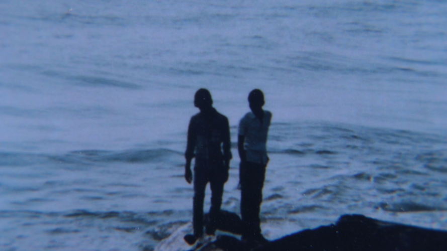 Currents #7
Myrthe Baptist. Caresse (Still).