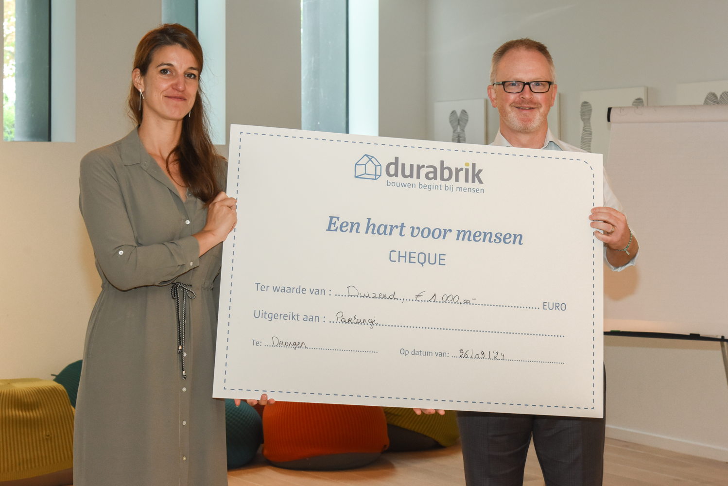 Ad Genders organiseert met Parlangi allerhande initiatieven die mensen aan de hand van taal nieuwe contacten en vooral ook nieuwe kansen bieden.