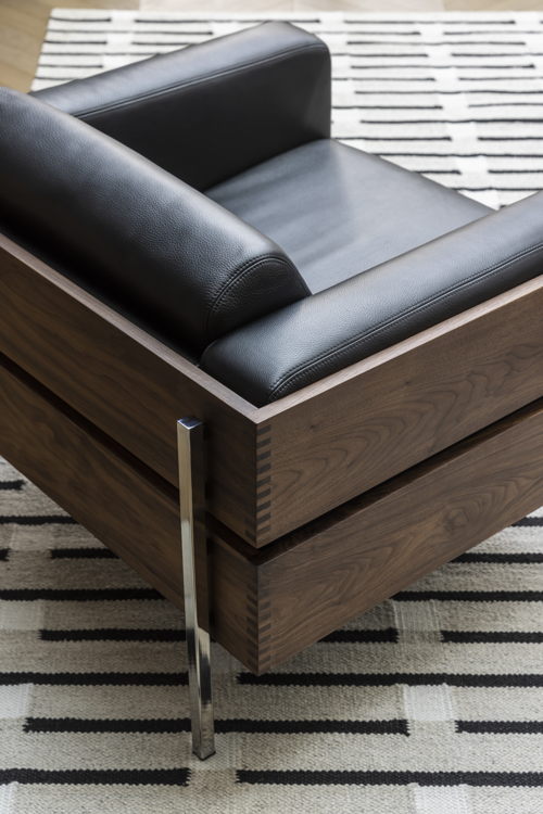 CDW_Case_Forum Armchair