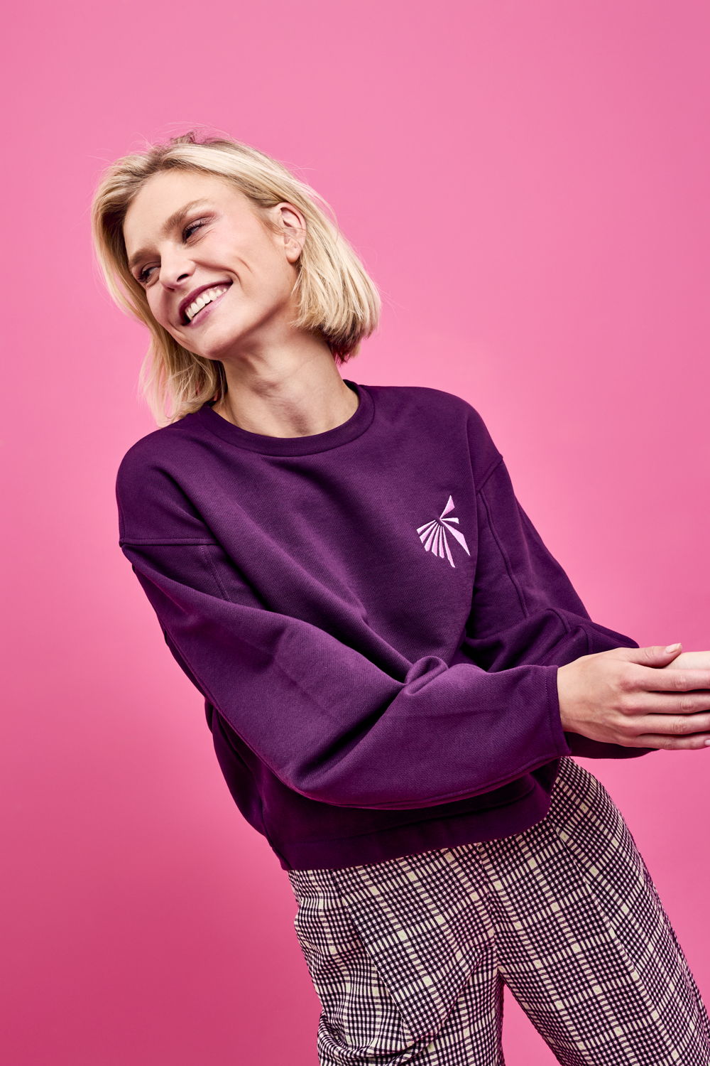 AW24_WEB_DAG2_Look56_PinkRibbon1_0046