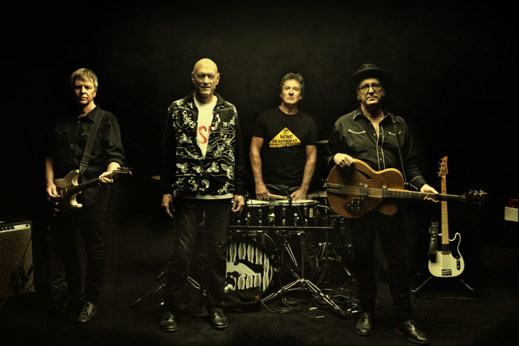 Midnight Oil - Photo Credit Robert Hambling_warm Midnight Oil - Photo Credit Robert Hambling_warm