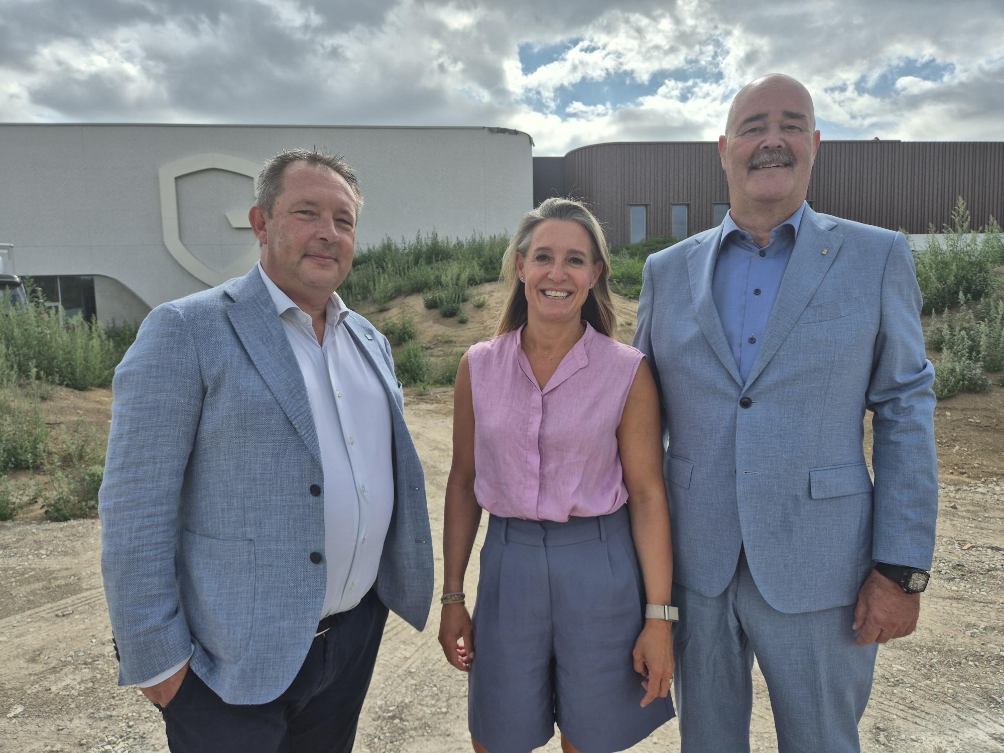 Chris Slaets (Embuild Limburg), Veronique Houben (Houben NV) & Johann Leten (Voka - KvK Limburg)
