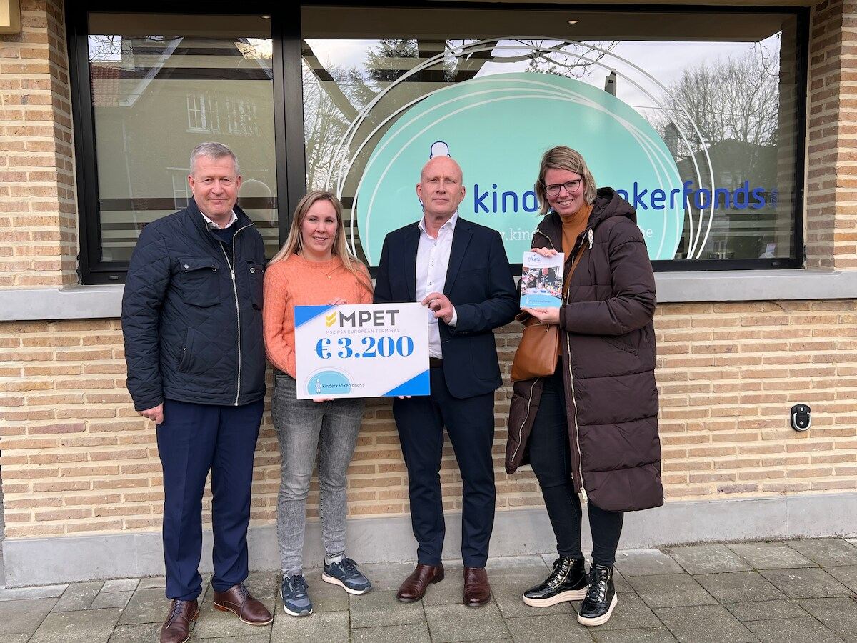 MPET schenkt 6400 euro aan Kinderkankerfonds & Me To You