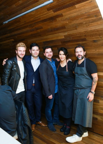 Santiago Gómez, Hernan Martinez, Santiago Perez, Daniela Soto-Innes y Enrique Olvera
