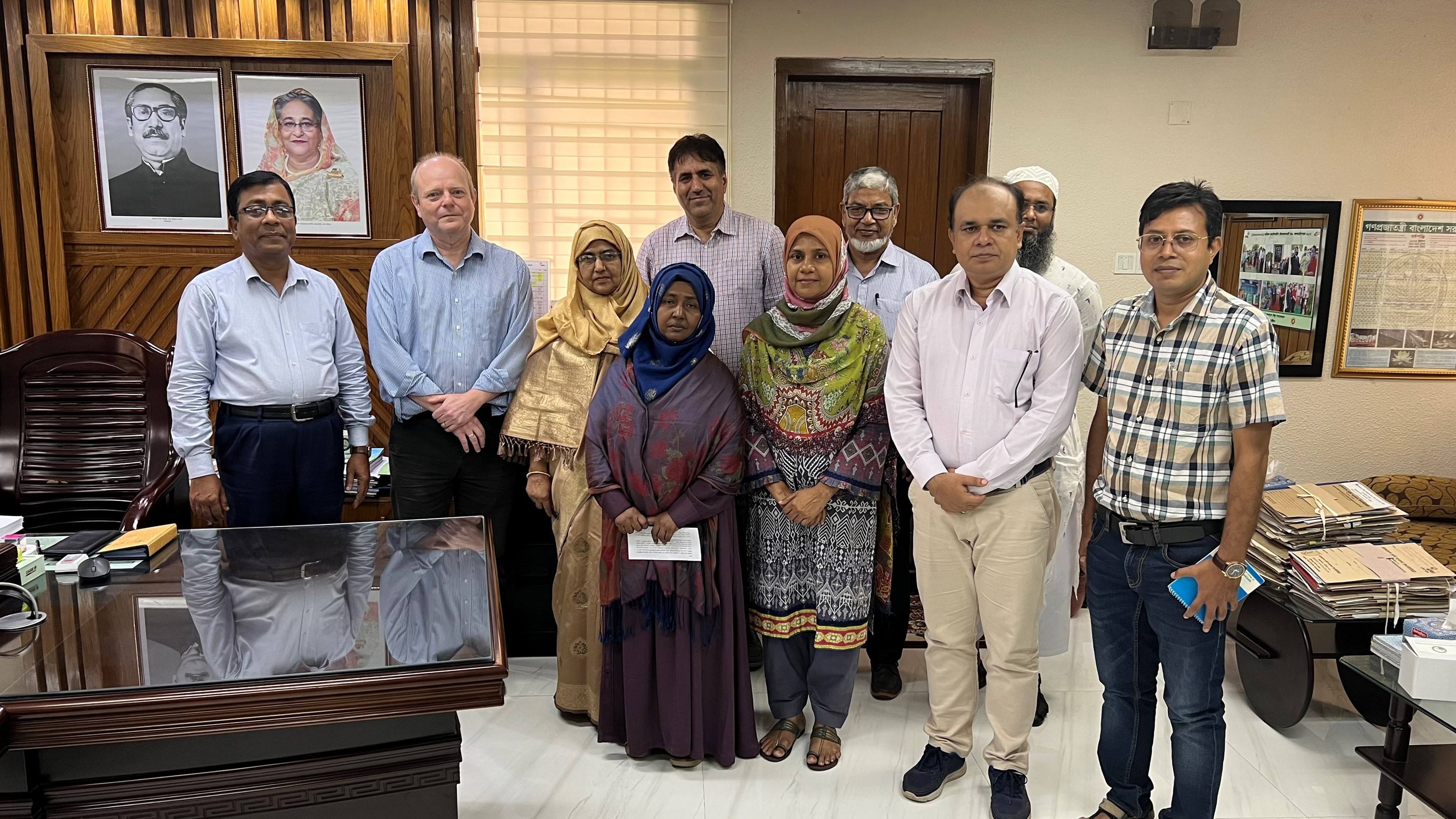 From left to right: Dr Debasish Sarkar, Director General, BARI; Dr Sean Mayes, Global Research Program Director - Accelerated Crop Improvement , ICRISAT; Dr Manzoor Dar, Principal Scientist - Seed Systems, ICRISAT with the team of breeders at BARI, Bangladesh. From left to right: Dr Debasish Sarkar, Director General, BARI; Dr Sean Mayes, Global Research Program Director - Accelerated Crop Improvement , ICRISAT; Dr Manzoor Dar, Principal Scientist - Seed Systems, ICRISAT with the team of breeders at BARI, Bangladesh.