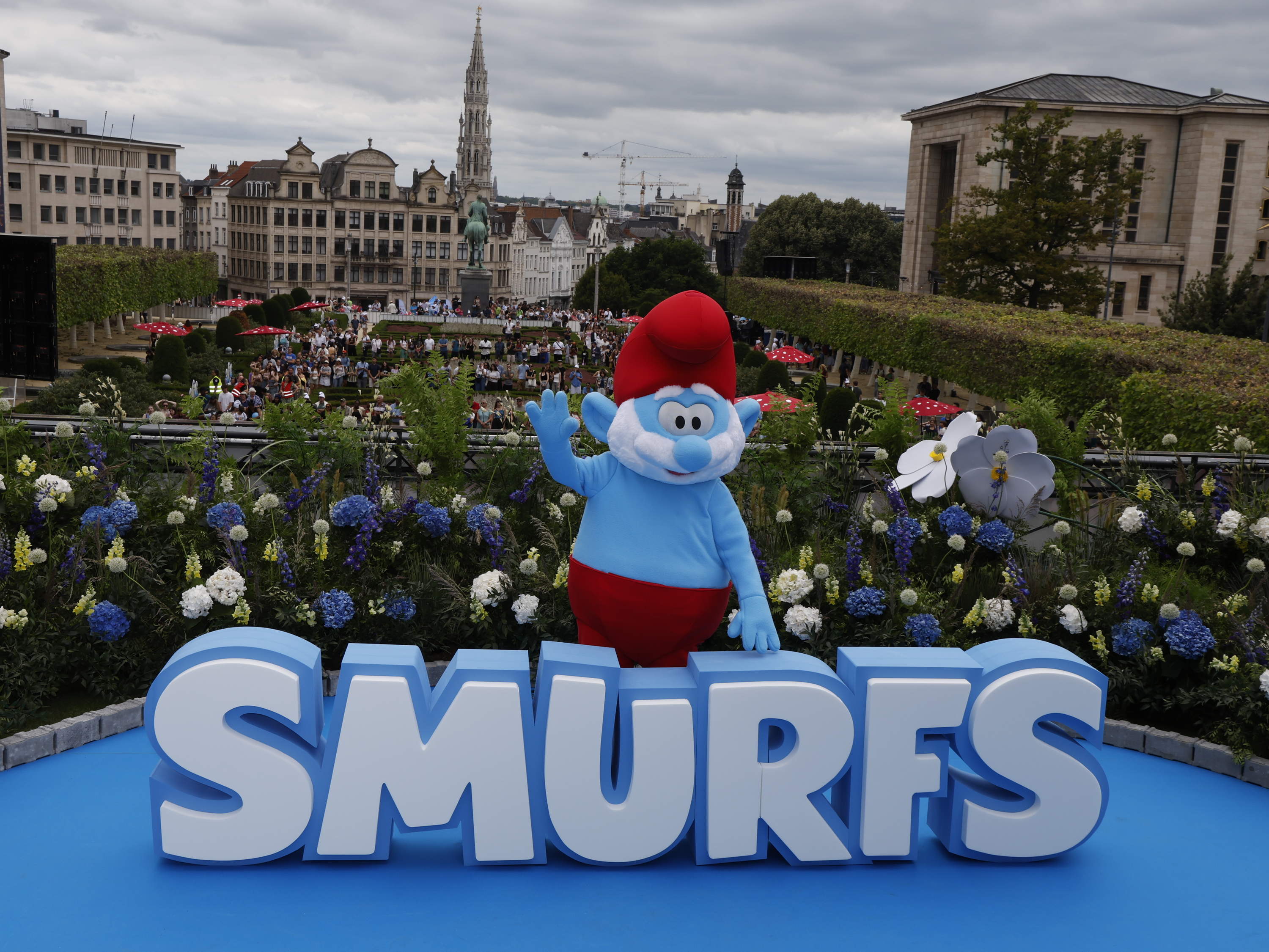 Brussels turns blue for world premiere of new Smurfs film