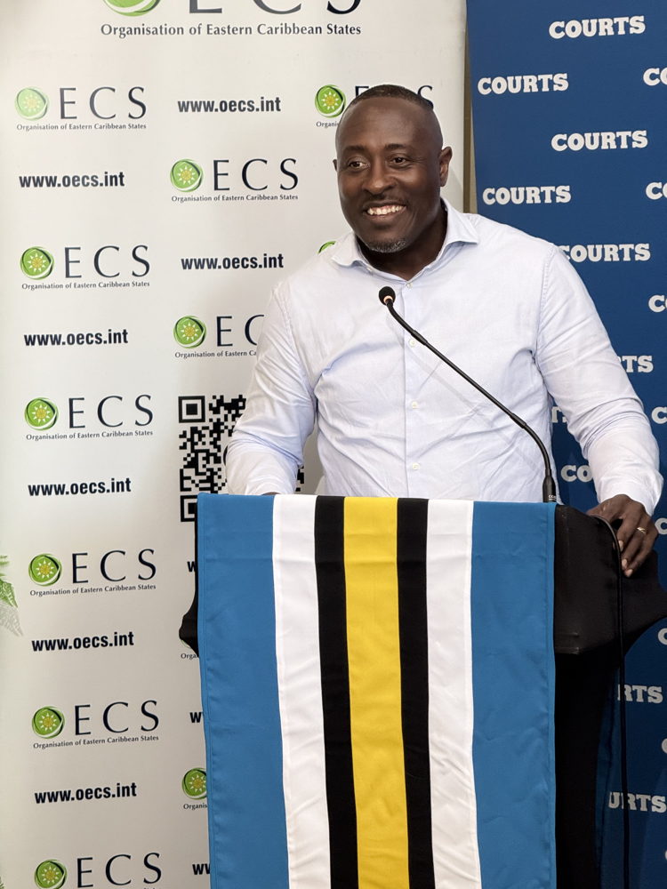 Chamberlain Emmanuel, responsable de la Division du Développement et de l'Environnement Durable (ESD) à la Commission de l’OECO