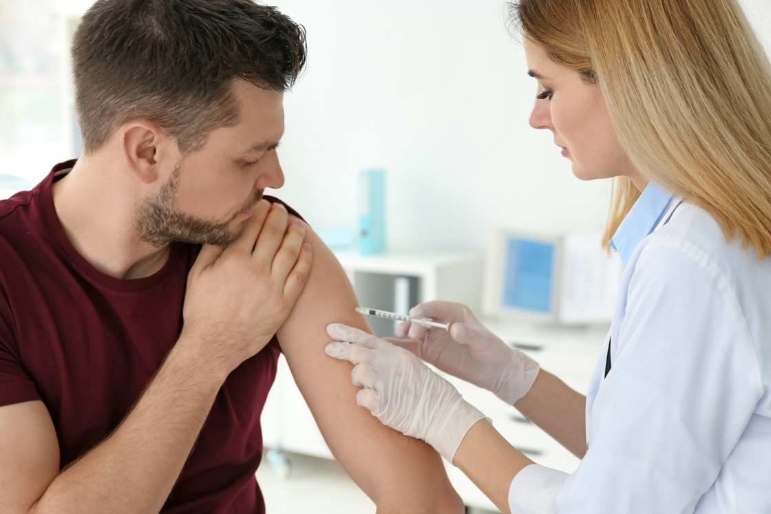 Les pharmaciens Multipharma vaccinent contre la grippe et le Covid-19