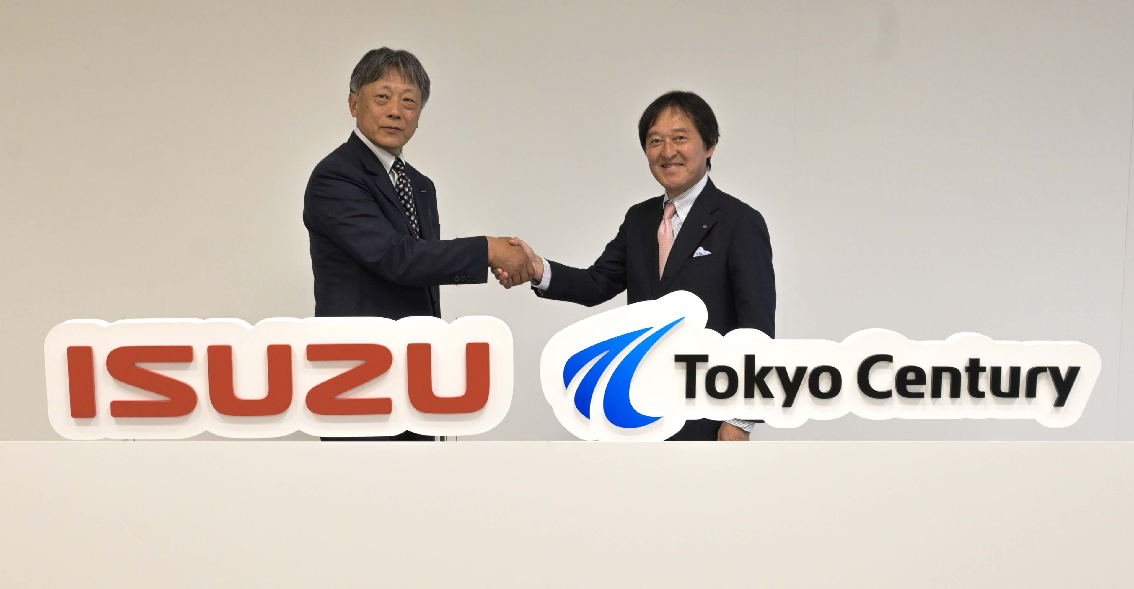 Isuzu Enhances Customer Support Suite with World First Finance Offer