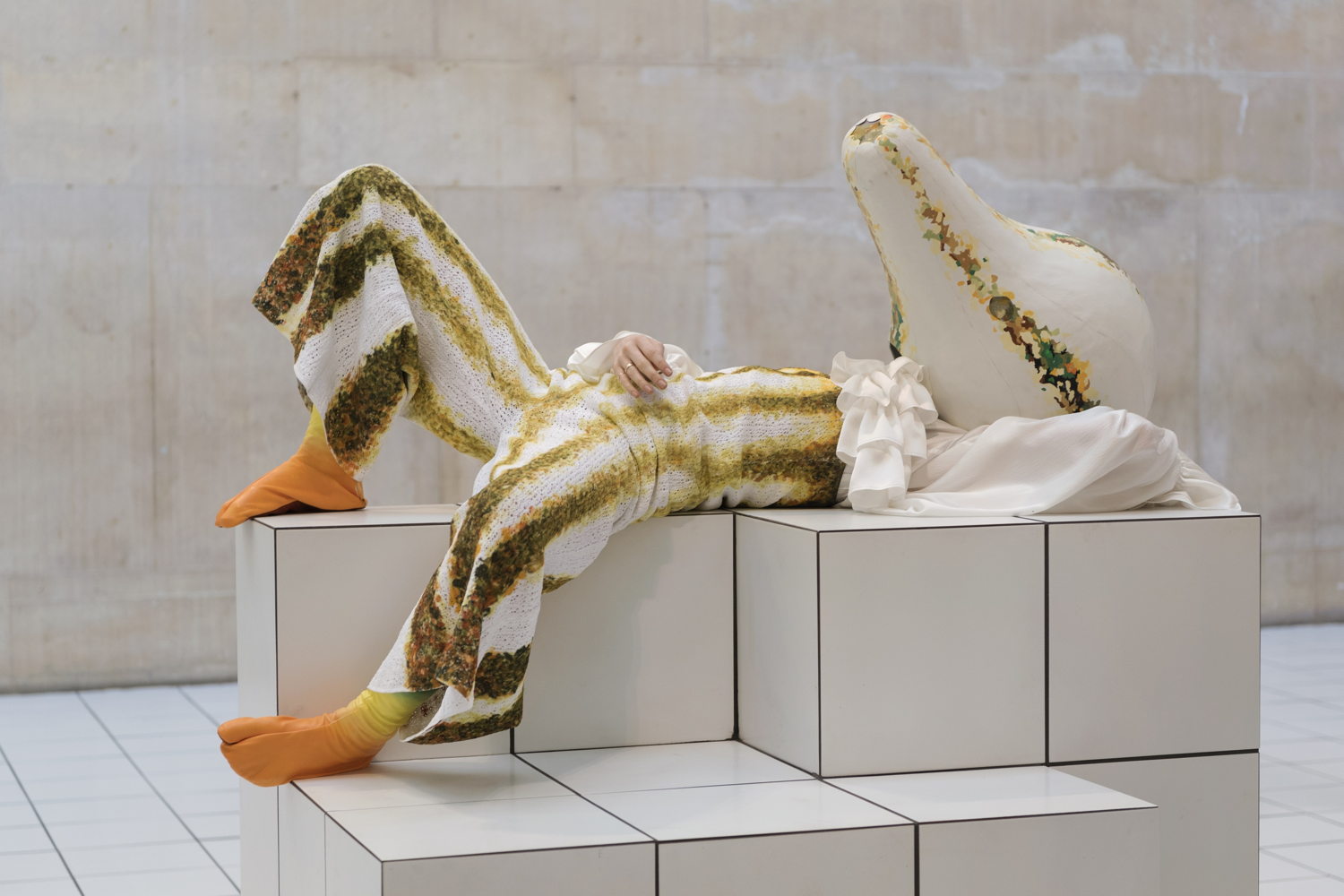 Anthea Hamilton,  Installation view, The Squash, The Duveen Galleries, Tate Britain, 2018  © Anthea Hamilton/Tate Images. ourtesy the artist, Thomas Dane Gallery and Kaufmann Repetto. Photo: Seraphina Neville 