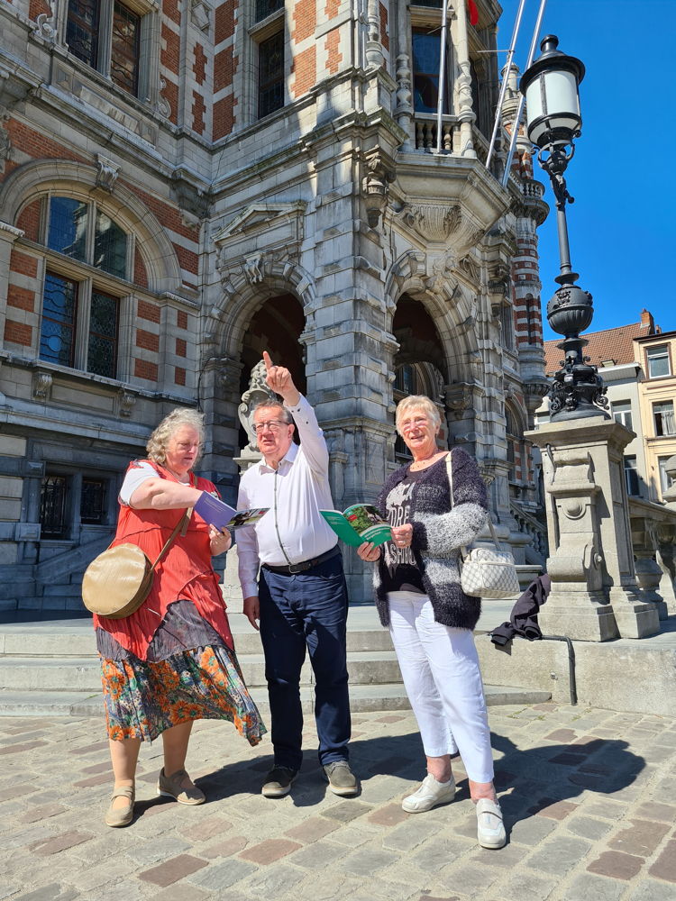 Borgerhoutse senioren proberen wandelzoektocht uit
