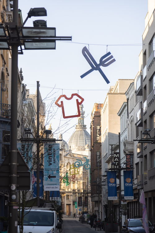 Sfeerbeeld kleuurijke iconen Jezusstraat. Copyright: stad Antwerpen | beeld: Bart Kiggen