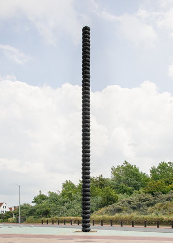 11. THOMAS LEROOY, Tower, 2020. Image by Jeroen Verrecht