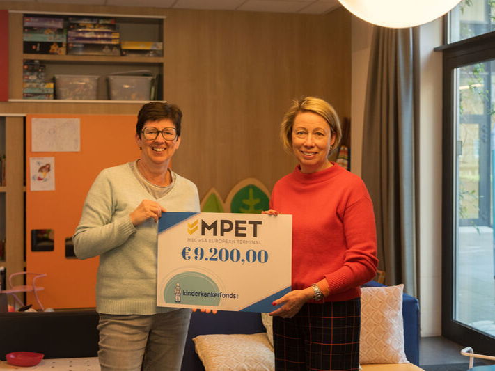 MPET schenkt 9.200 euro aan Kinderkankerfonds