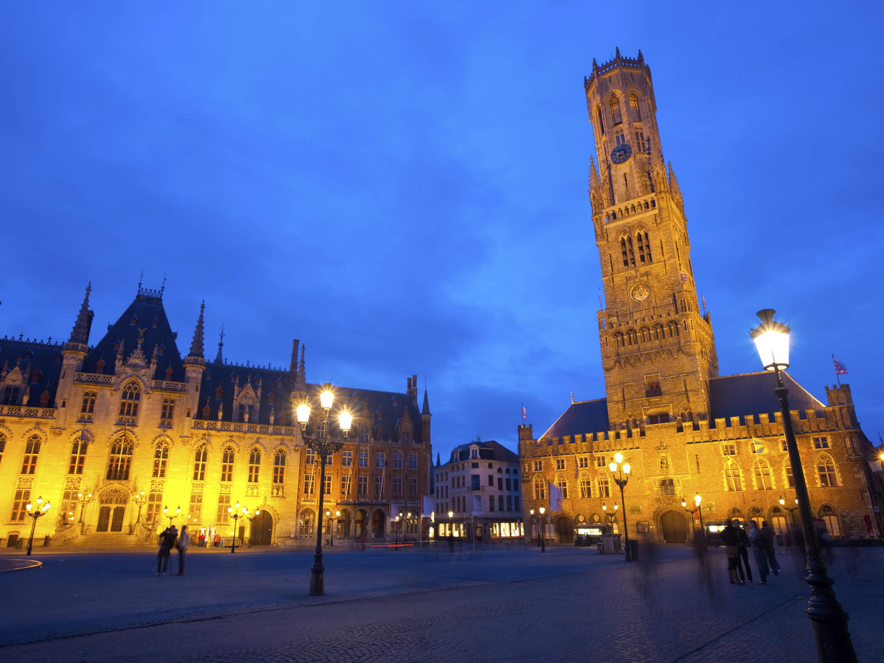 Bruges to celebrate 800 years of history with Belfry light show