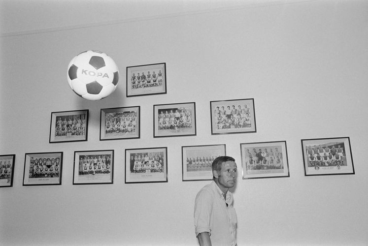 AKG2148218 Une des gloires du football français Raymond Kopa en 1970. (c) Jacques Violet / akg-images