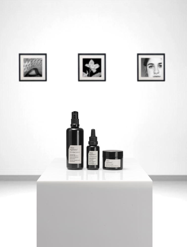 SKIN REGIMEN ESSENCE + HA + TRIPEPTIDE SKIN REGIMEN ESSENCE + HA + TRIPEPTIDE