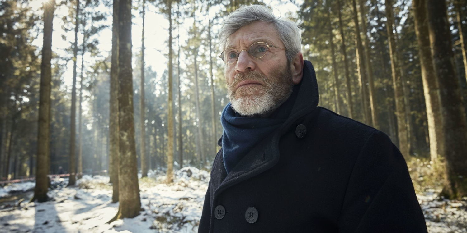 Baptiste (Tchéky Karyo) 