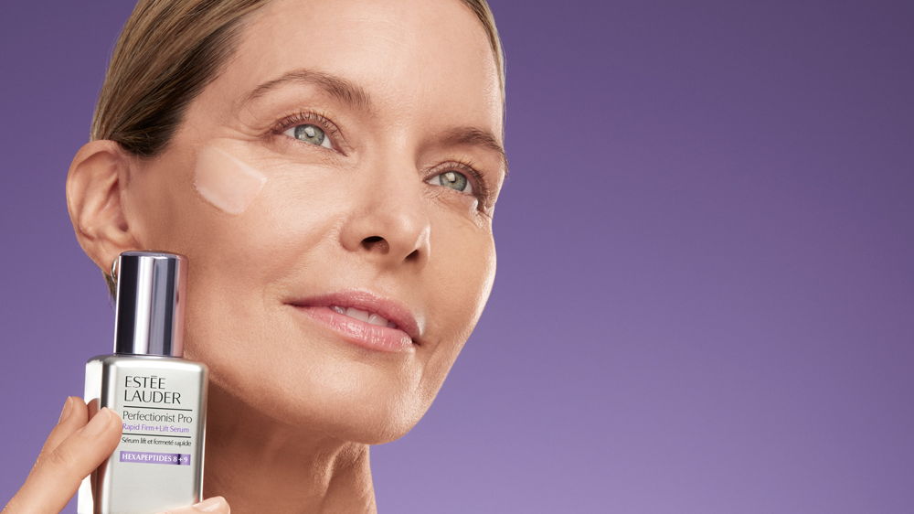 SP24_DIGITAL_PPRO_Firm_Lift_Texture_on_Model_Stills_superless_Julie_1920x1080
