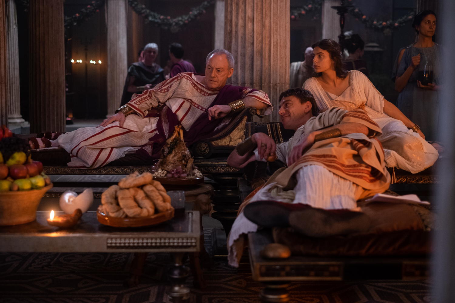 Marcus Livius Drusus (Liam Cunningham) en de jonge Livia Dusilla (Nadia Parkes)