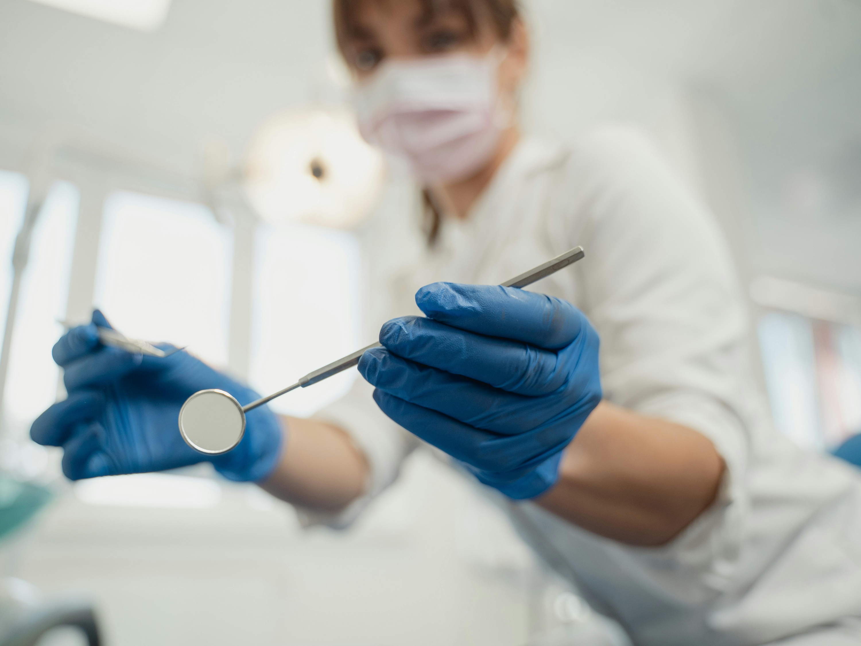 Seule une personne âgée sur deux a vu un.e dentiste en 2023