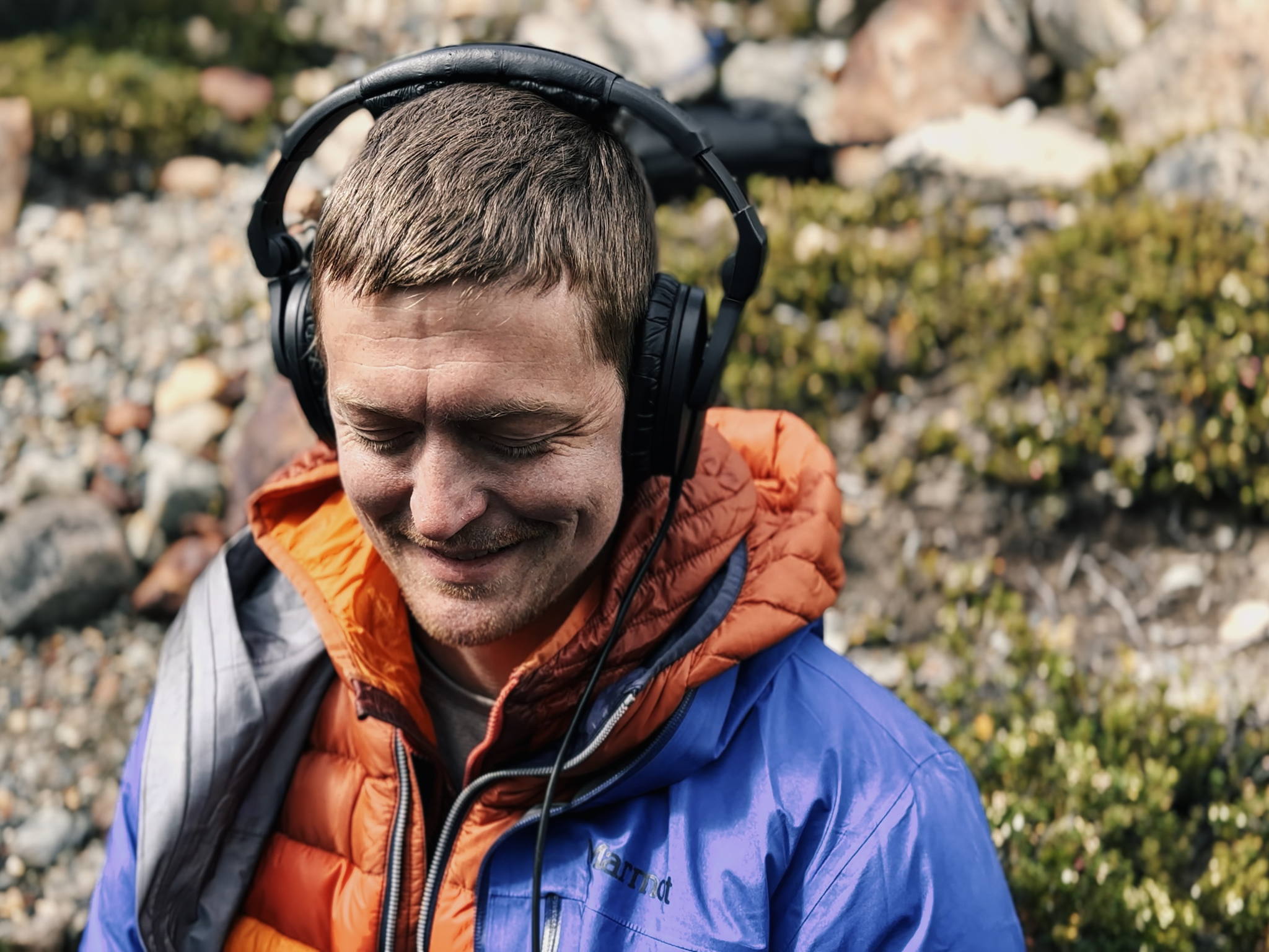 Adventure field recordist Thomas Rex Beverly has compiled around 100 nature sound libraries that offer sound designers a stunning choice for film productions and documentaries Adventure field recordist Thomas Rex Beverly has compiled around 100 nature sound libraries that offer sound designers a stunning choice for film productions and documentaries