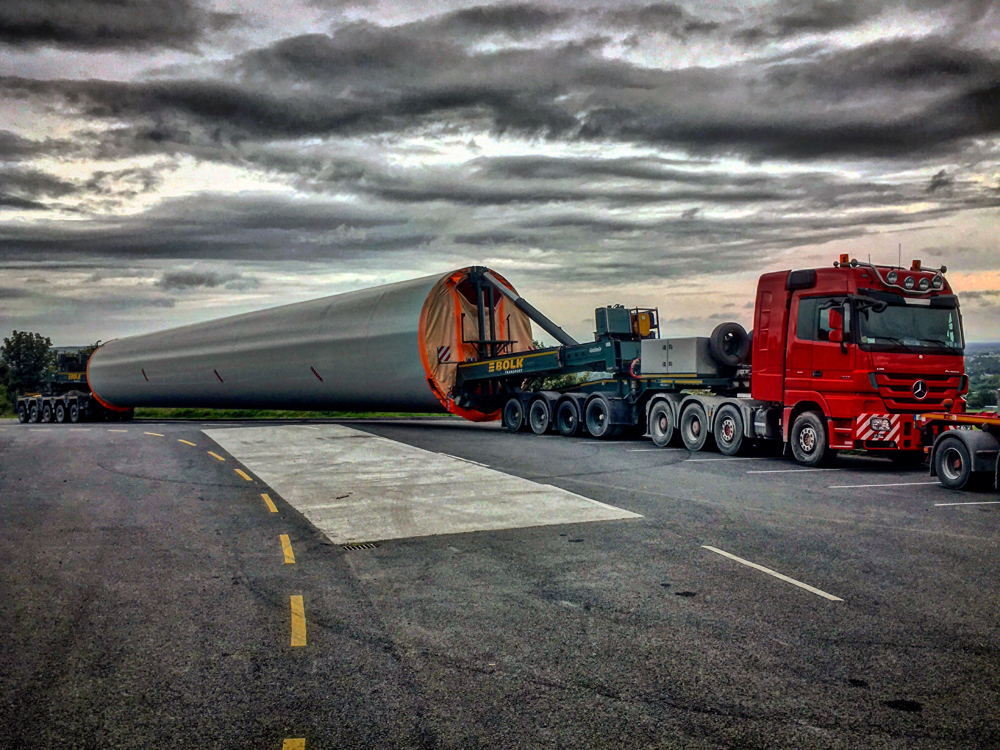 Nooteboom Mega Windmill Transporter