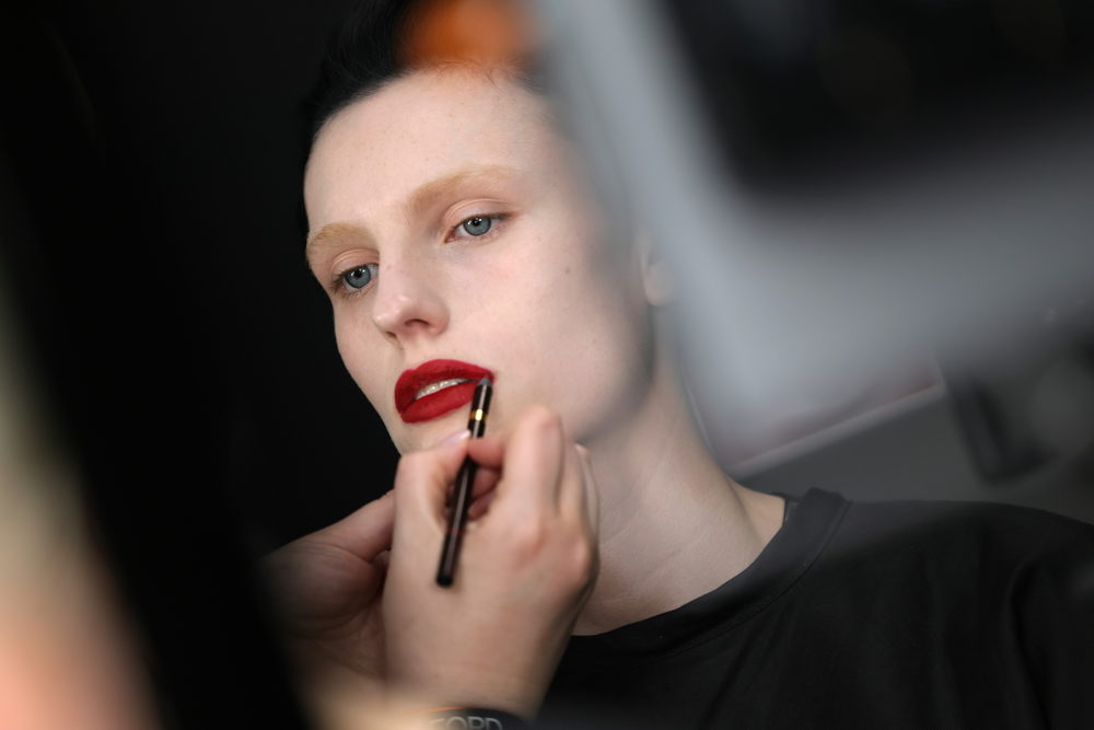 Tom Ford Beauty - Défilé Autumn-Winter 2025 Runway Look (8)