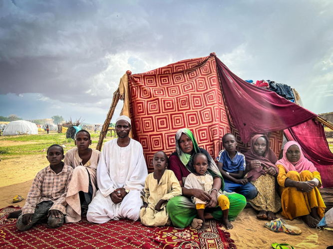 A El-Geneina, ce refugié soudanais a été séparé de sa famille qu'il a réussi à retrouver plus tard à Adré. © Mohammad Ghannam/MSF A El-Geneina, ce refugié soudanais a été séparé de sa famille qu'il a réussi à retrouver plus tard à Adré. © Mohammad Ghannam/MSF