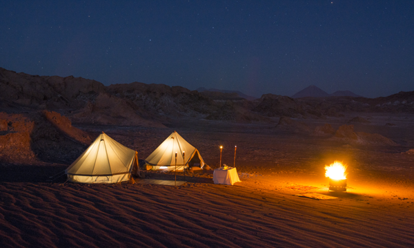 “Glamping”, la tendencia de acampar con estilo aterriza en el Desierto de Atacama