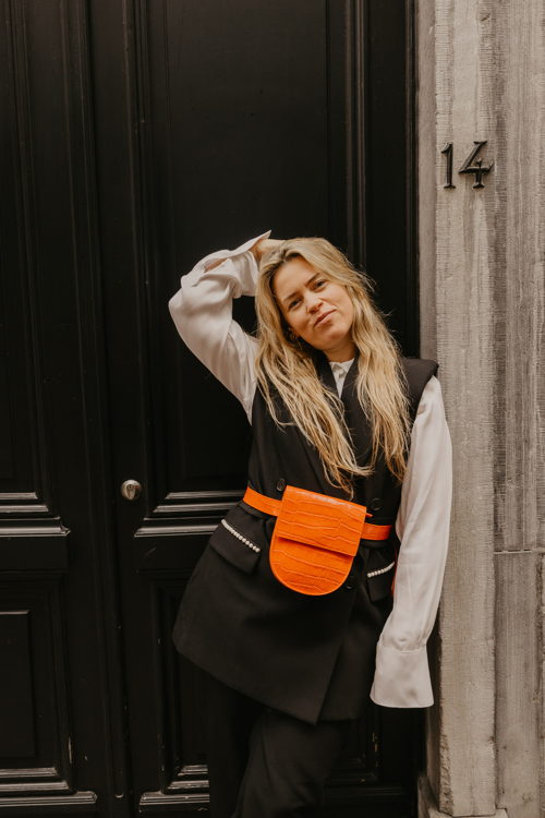 Mieke Dierckx_Belt XL Naranja Croco + Half Moon Naranja Croco_€365.00 (3)